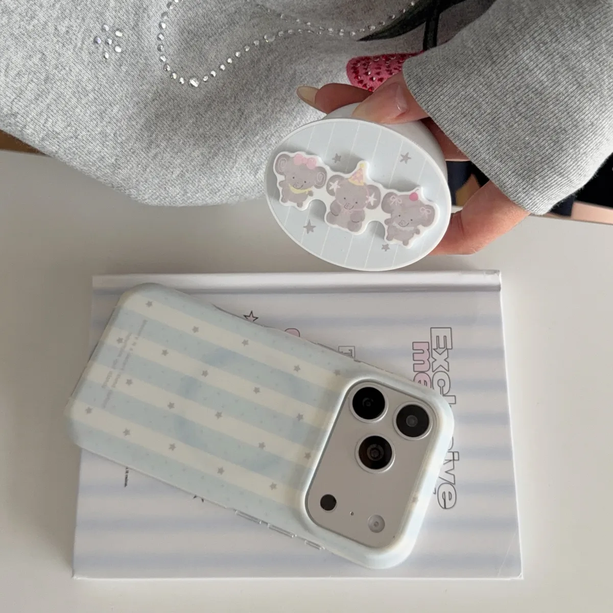 Pastel striped case with cute bear charm grip for iPhone 17 16 15 Pro Max — MagSafe