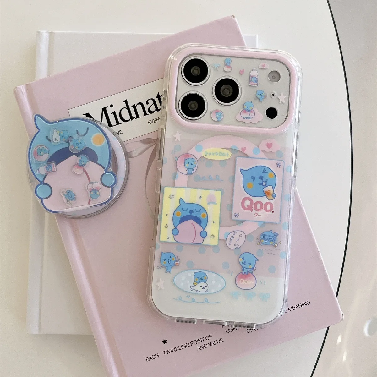 Cute blue bear clear phone case with beaded charm and pop-out grip for iPhone 17 16 15 Pro Max — MagSafe