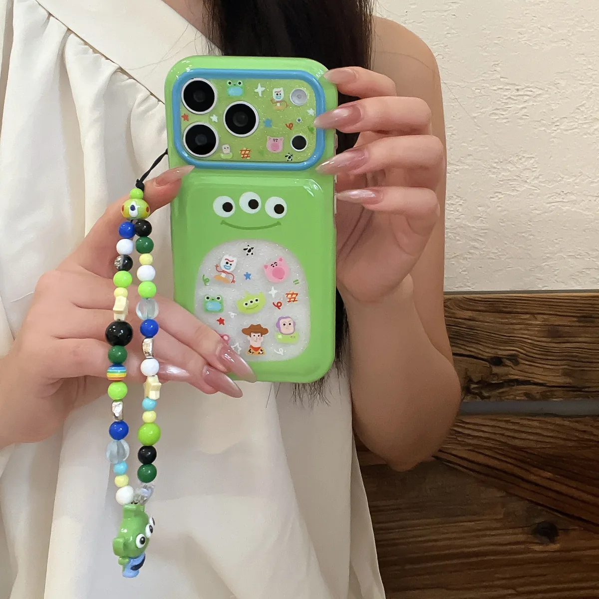 Green Alien 3-Eyes Glitter Bubble Phone Case for iPhone 17 16 15 Pro Max