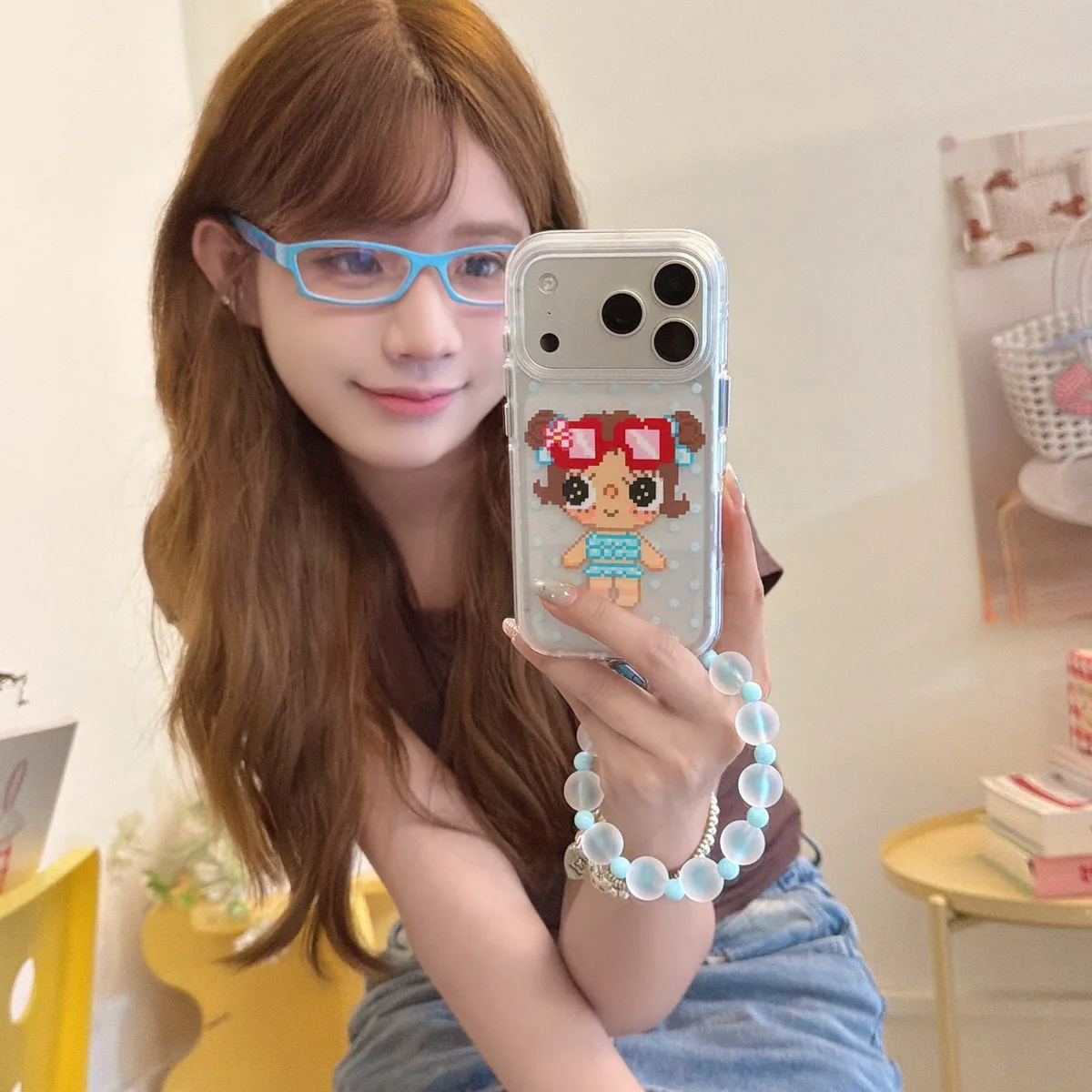 Cute pixel girl clear phone case with beaded wrist strap for iPhone 17 16 15 Pro Max