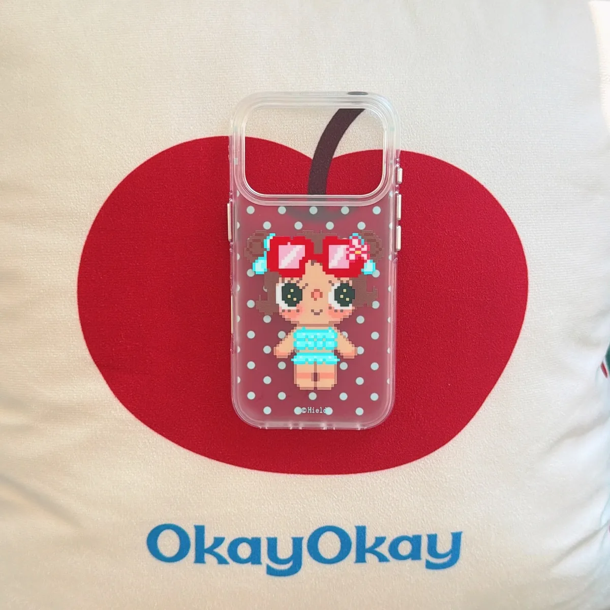 Cute pixel girl clear phone case with beaded wrist strap for iPhone 17 16 15 Pro Max