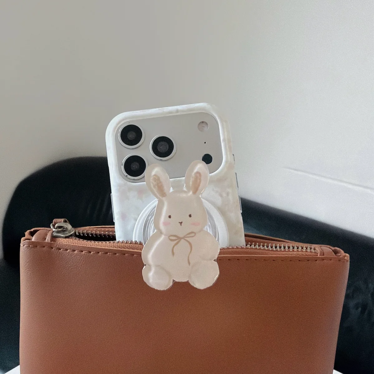 Cute bunny floral phone case with beaded charm for iPhone 17 16 15 Pro Max — MagSafe