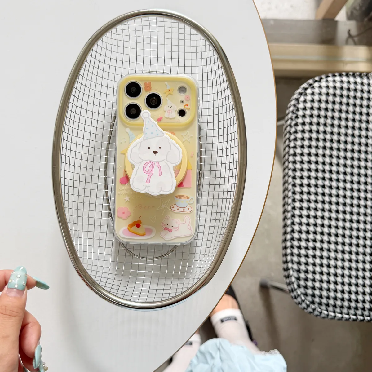 Cute Puppy Clear Phone Case with Beaded Charm and Party Pup Graphic for iPhone 17 16 15 Pro Max — MagSafe