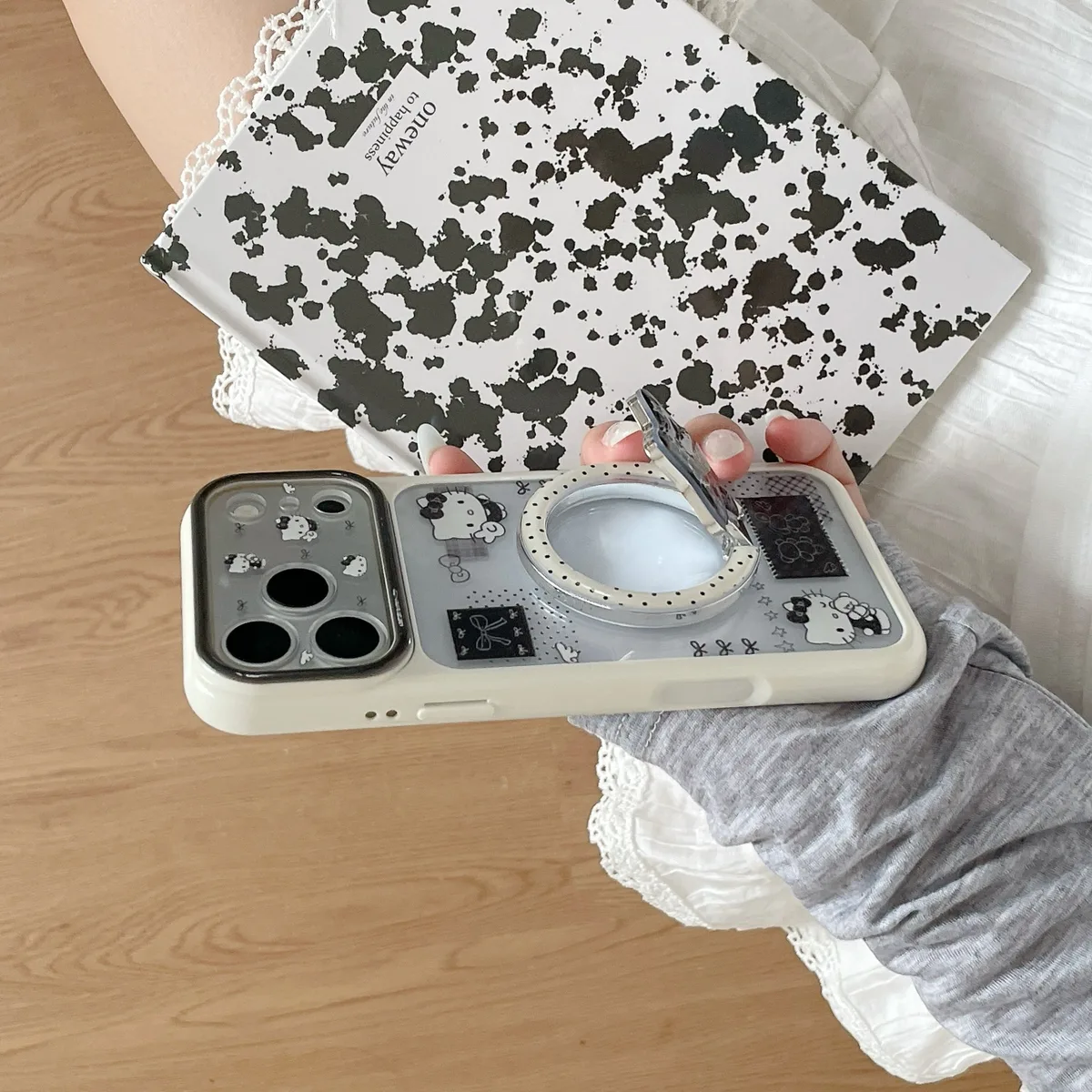 Hello Kitty Clear White with Black Bow Motif Phone Case for iPhone 17 16 15 Pro Max