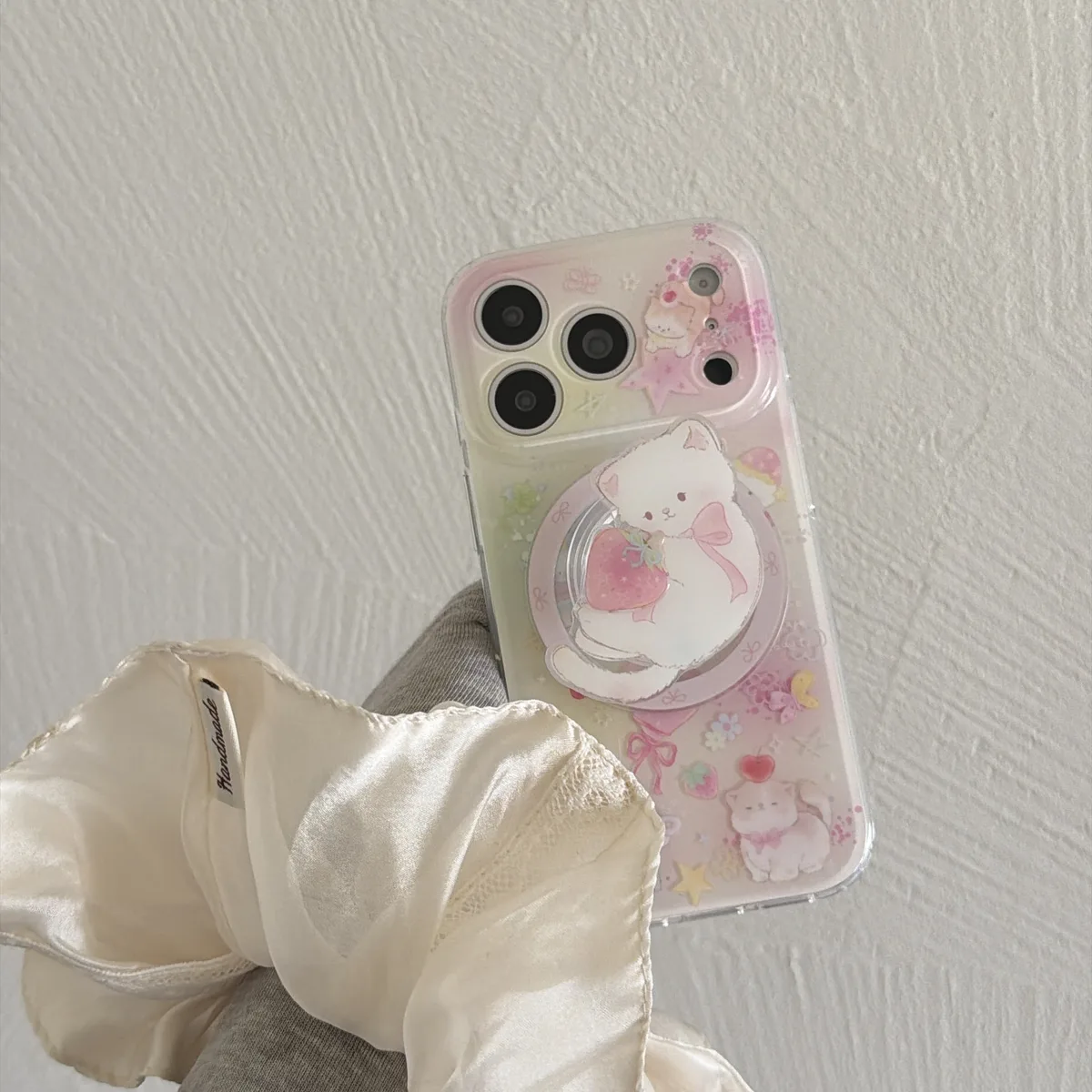 Cute pastel bear clear phone case with bead strap for iPhone 17 16 15 Pro Max — MagSafe