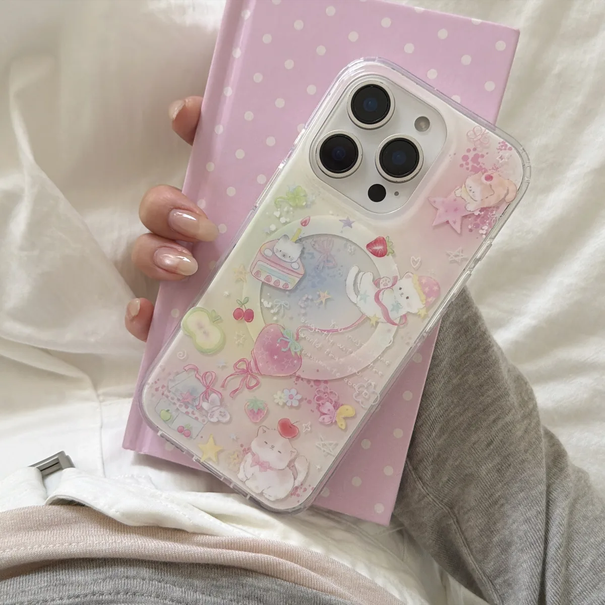Cute pastel bear clear phone case with bead strap for iPhone 17 16 15 Pro Max — MagSafe