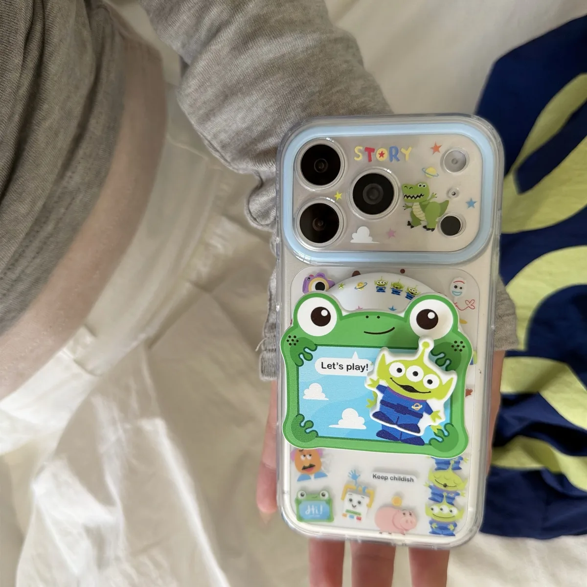 Toy Story Buzz Lightyear Clear Phone Case with Cute Character Print for iPhone 17 16 15 Pro Max — MagSafe