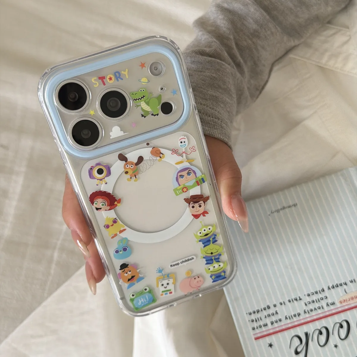 Toy Story Buzz Lightyear Clear Phone Case with Cute Character Print for iPhone 17 16 15 Pro Max — MagSafe