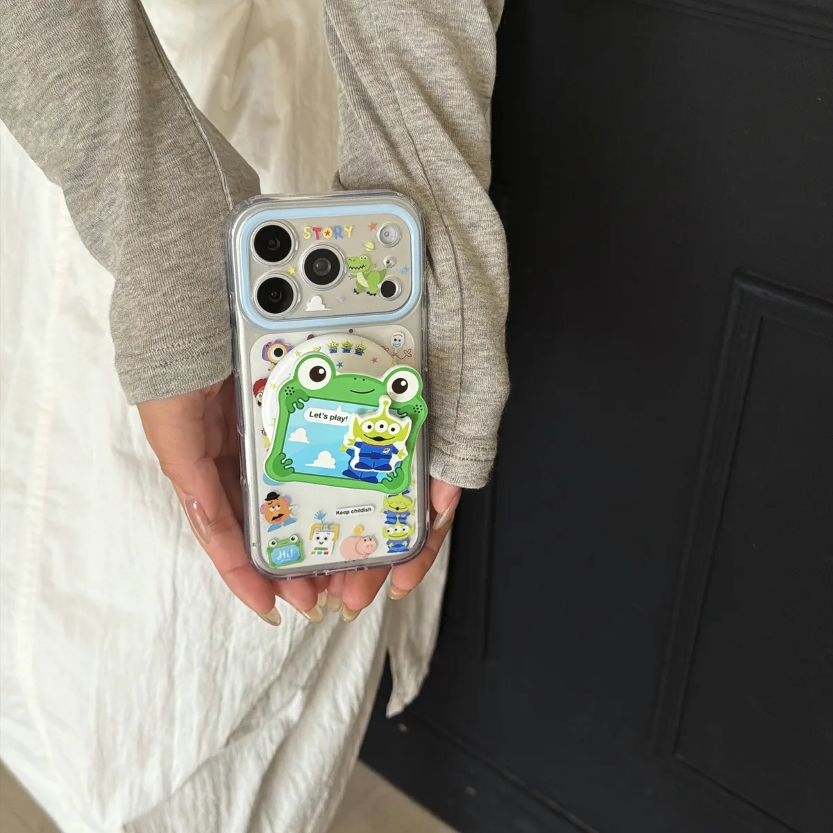 Toy Story Buzz Lightyear Clear Phone Case with Cute Character Print for iPhone 17 16 15 Pro Max — MagSafe
