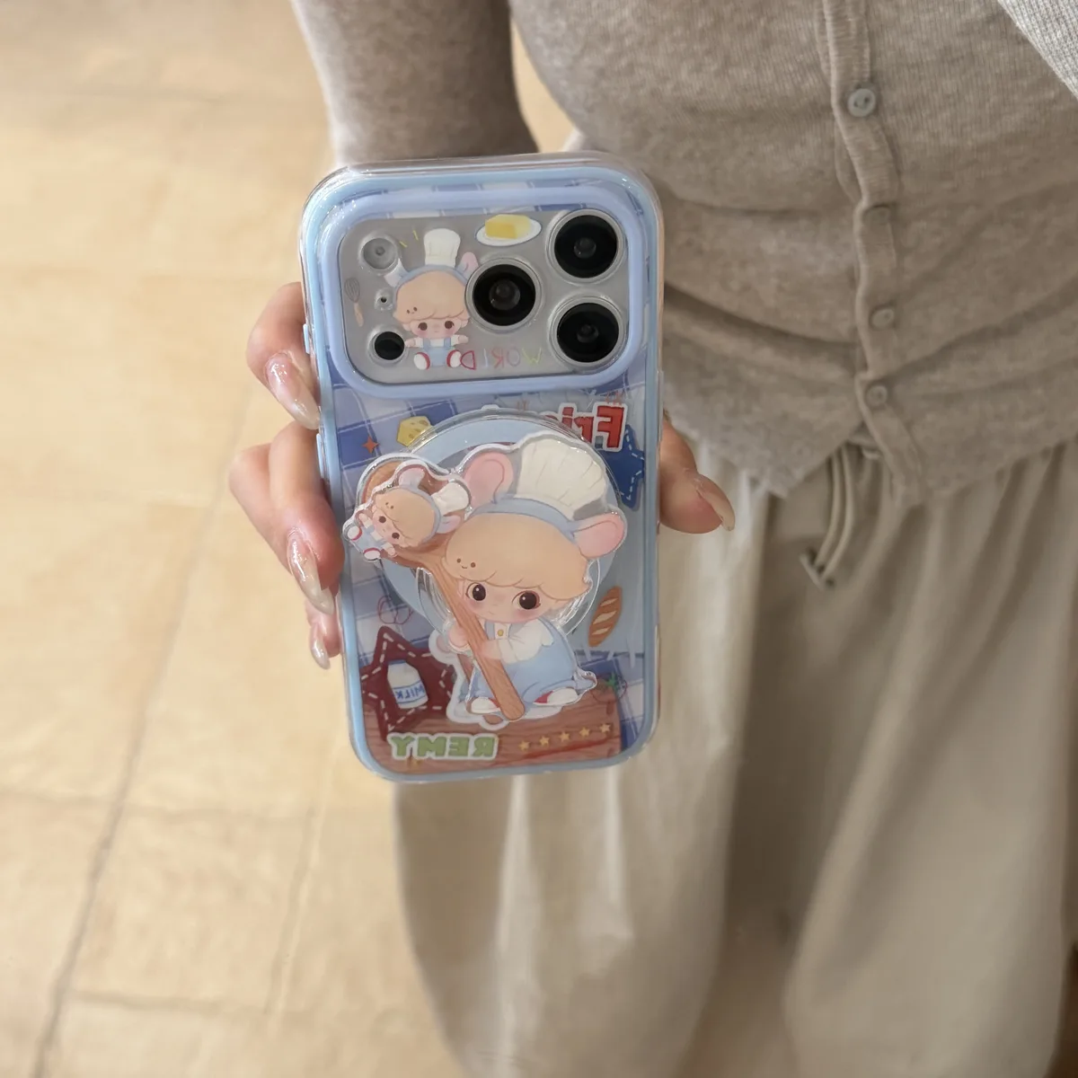 Cute chef mouse phone case with beaded charm strap for iPhone 17 16 15 Pro Max — MagSafe