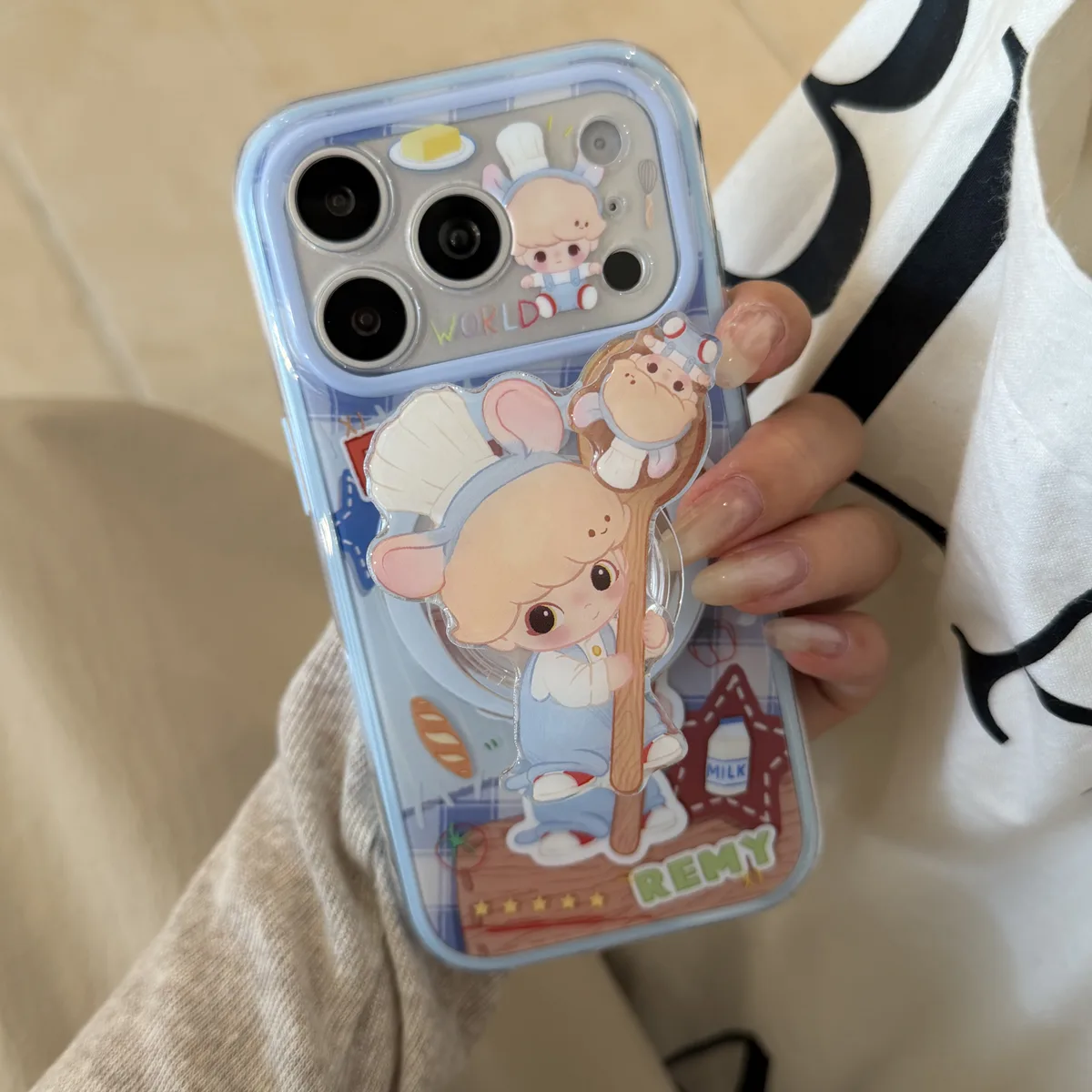 Cute chef mouse phone case with beaded charm strap for iPhone 17 16 15 Pro Max — MagSafe