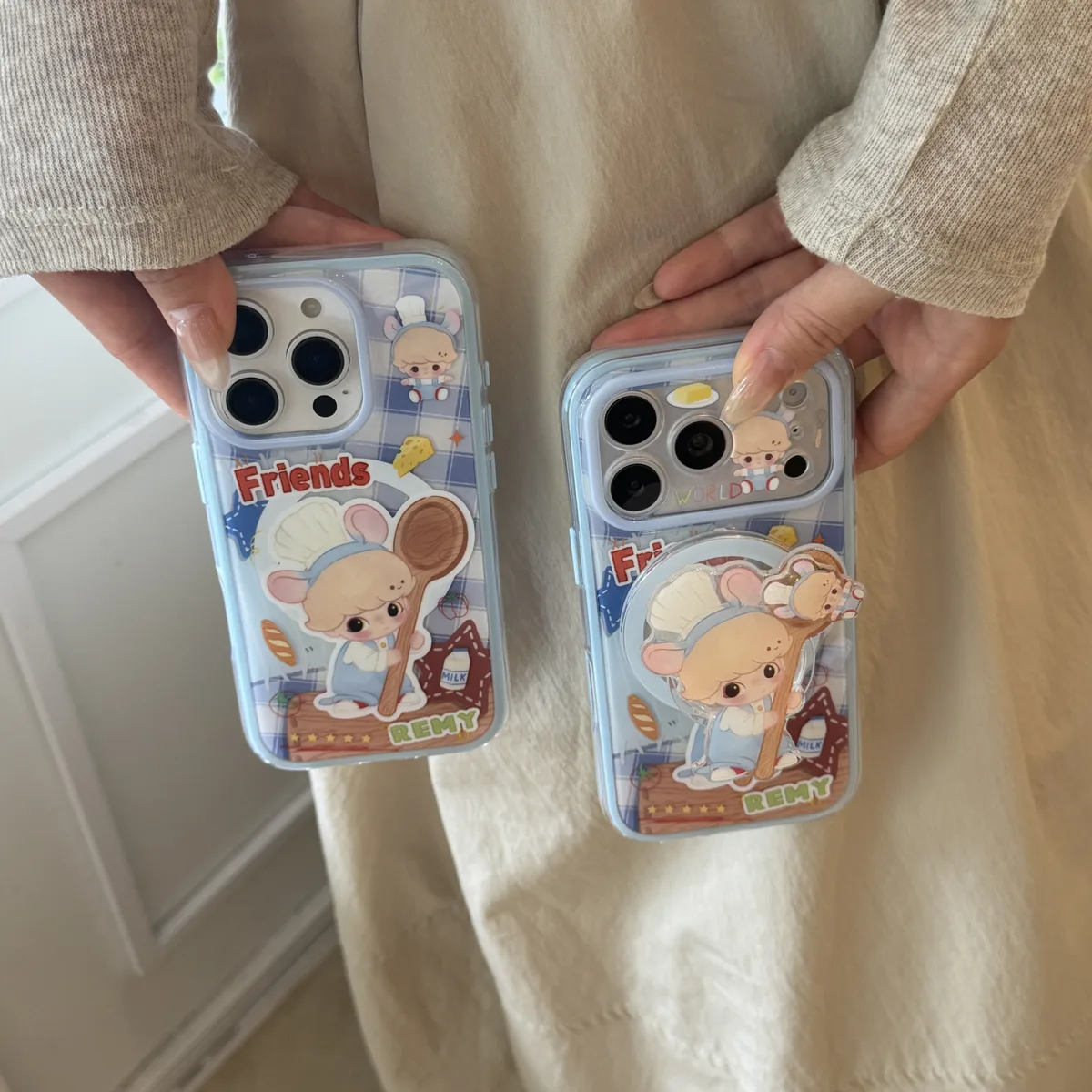 Cute chef mouse phone case with beaded charm strap for iPhone 17 16 15 Pro Max — MagSafe